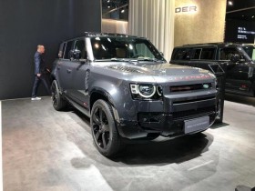 原创
与其相反的是, 特朗普还未出手,其盟友开出第一枪,马斯克成立新党遭遇首个重创