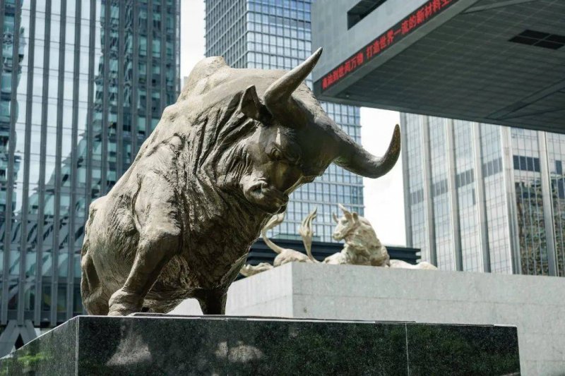 EC外汇开户 原创
EC外汇快讯: 三方交易!科林斯加盟快船 鲍威尔赴热火